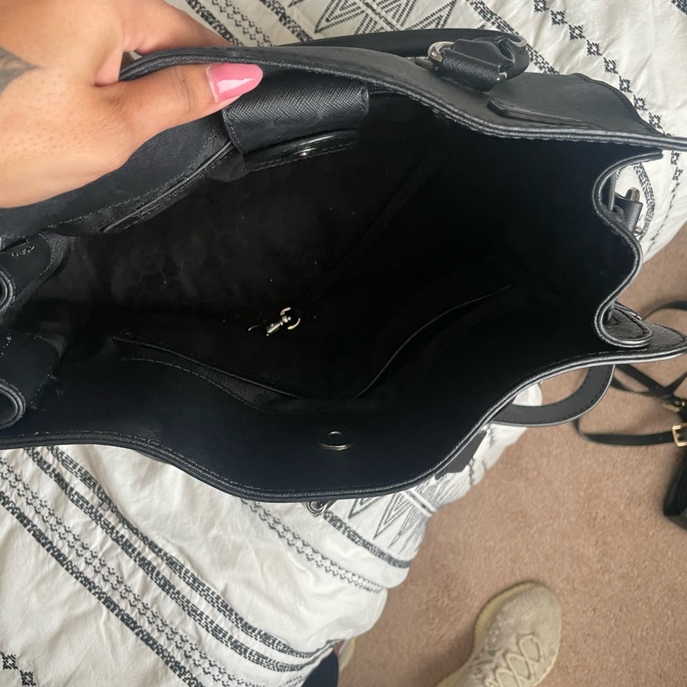 Used - Picture 4 of 4